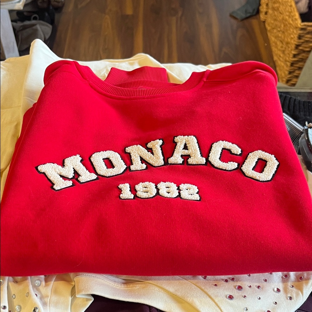 Monaco Bright Red Sweatshirt mint velvet